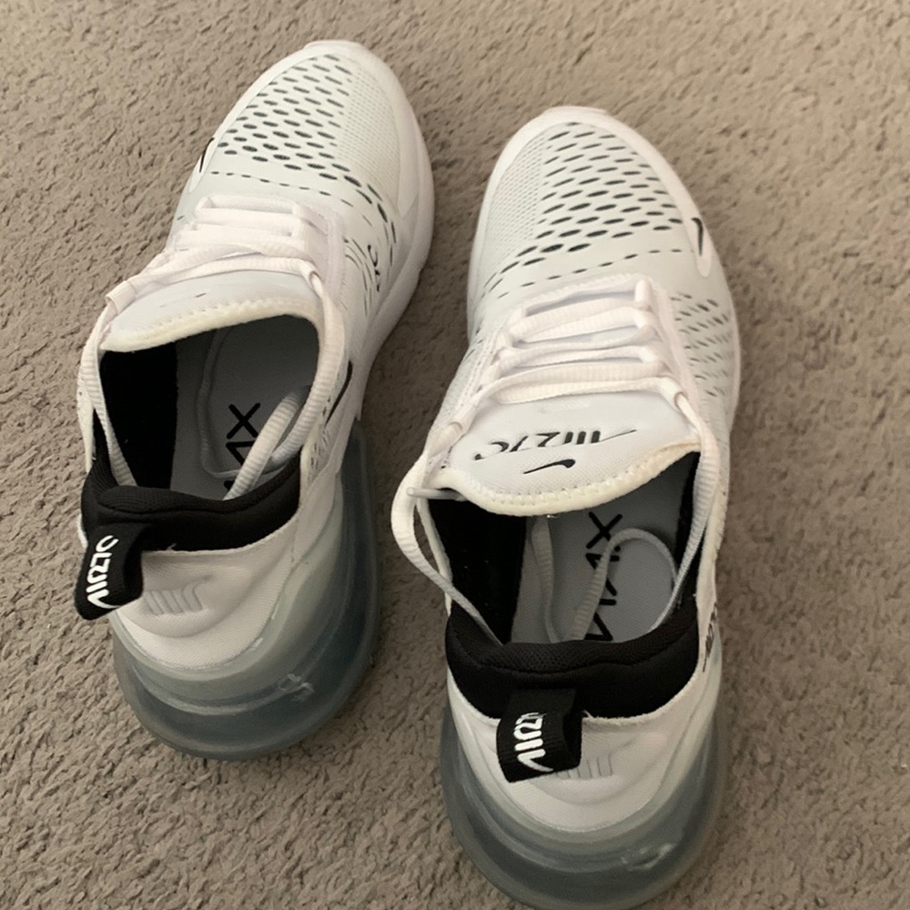 Nike Air Max 270